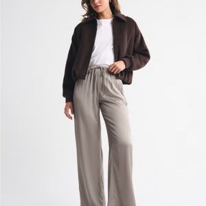 Abercrombie & Fitch Gray Wide-Leg Satin Pants